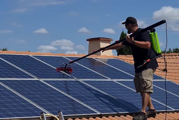 Entretien et maintenance panneaux photovoltaïques vendee